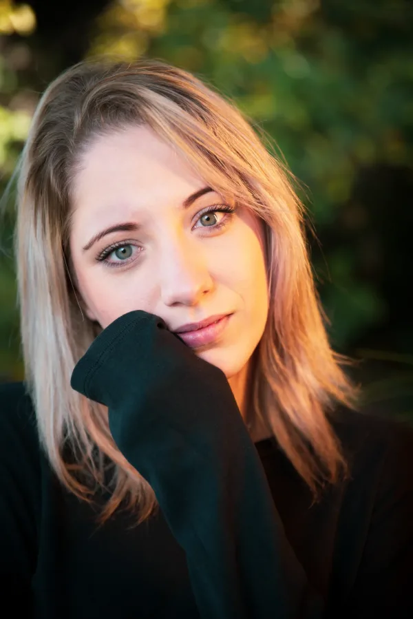 Portrait photoshoot on location with model 4